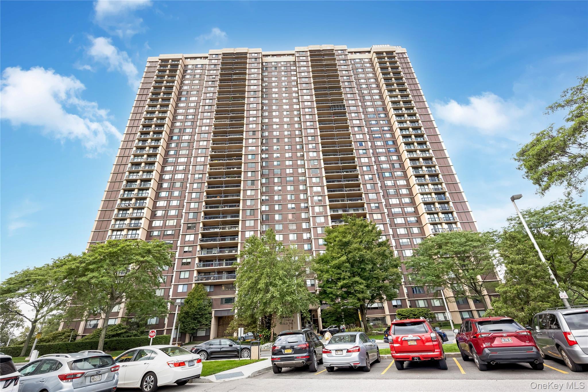 269-10 Grand Central Parkway Unit 4U, Floral Park NY 11005