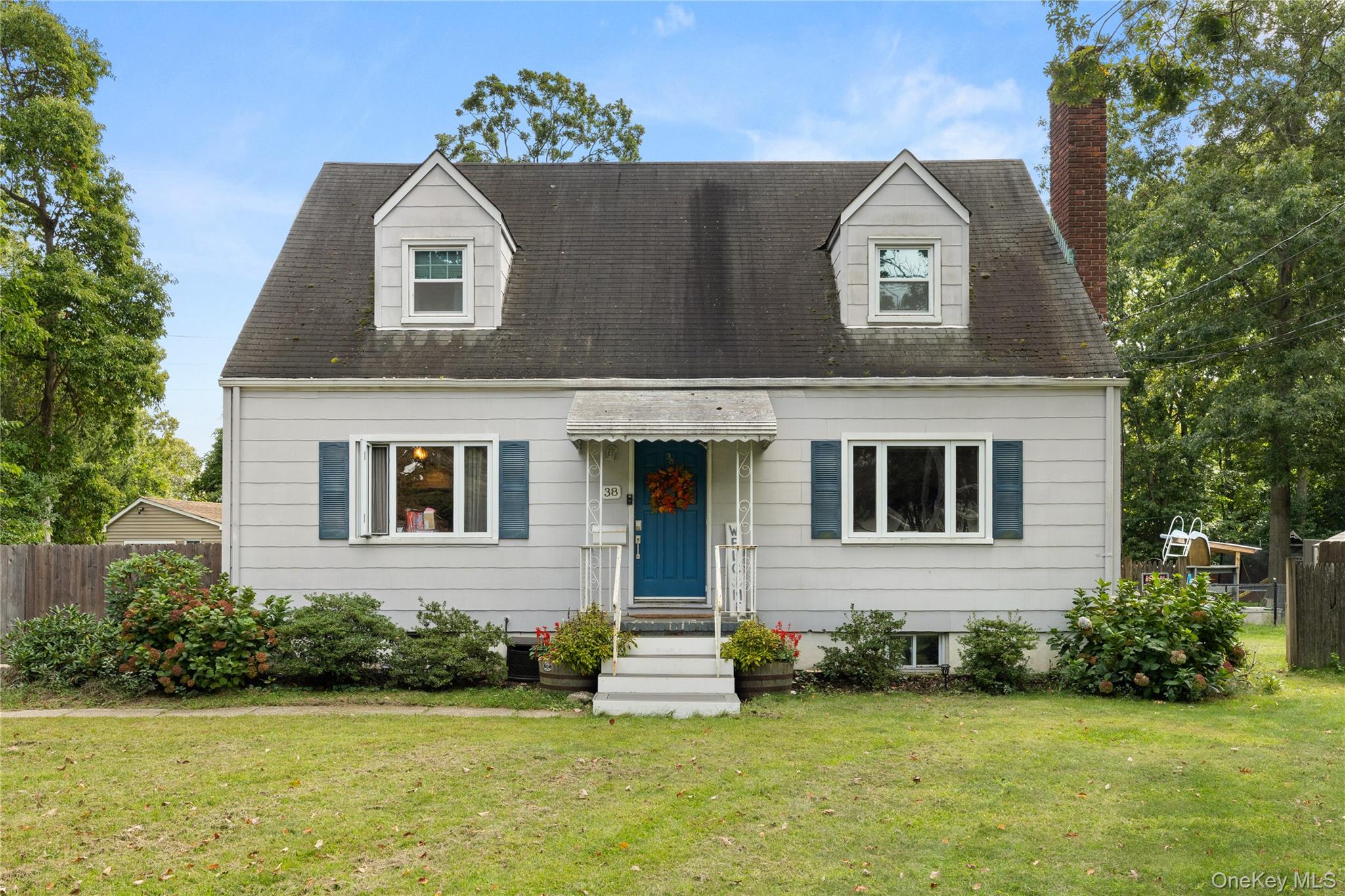 38 Muncey Road, Bay Shore NY 11706