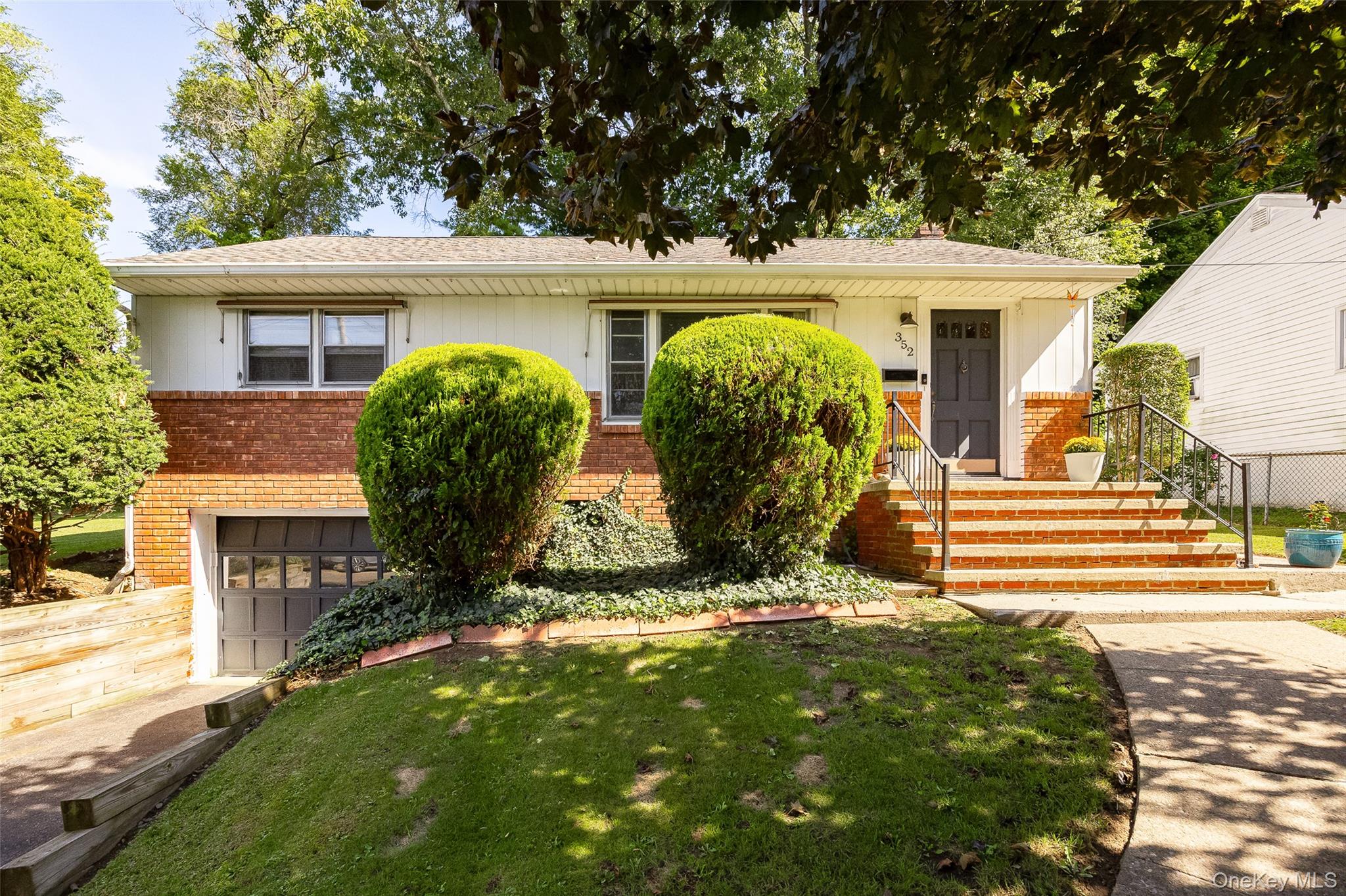 352 Clifton Avenue, Kingston NY 12401