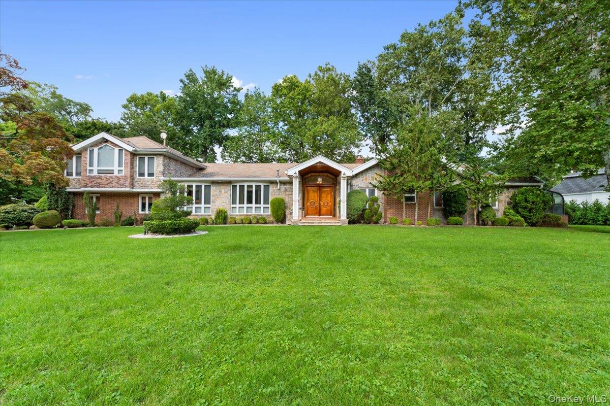15 Hillcrest Drive, Great Neck NY 11021