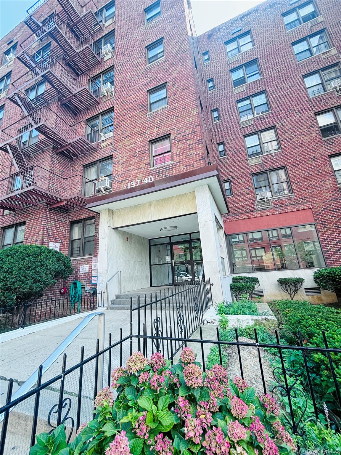 137-40 45TH Avenue Unit 1F, Flushing NY 11355