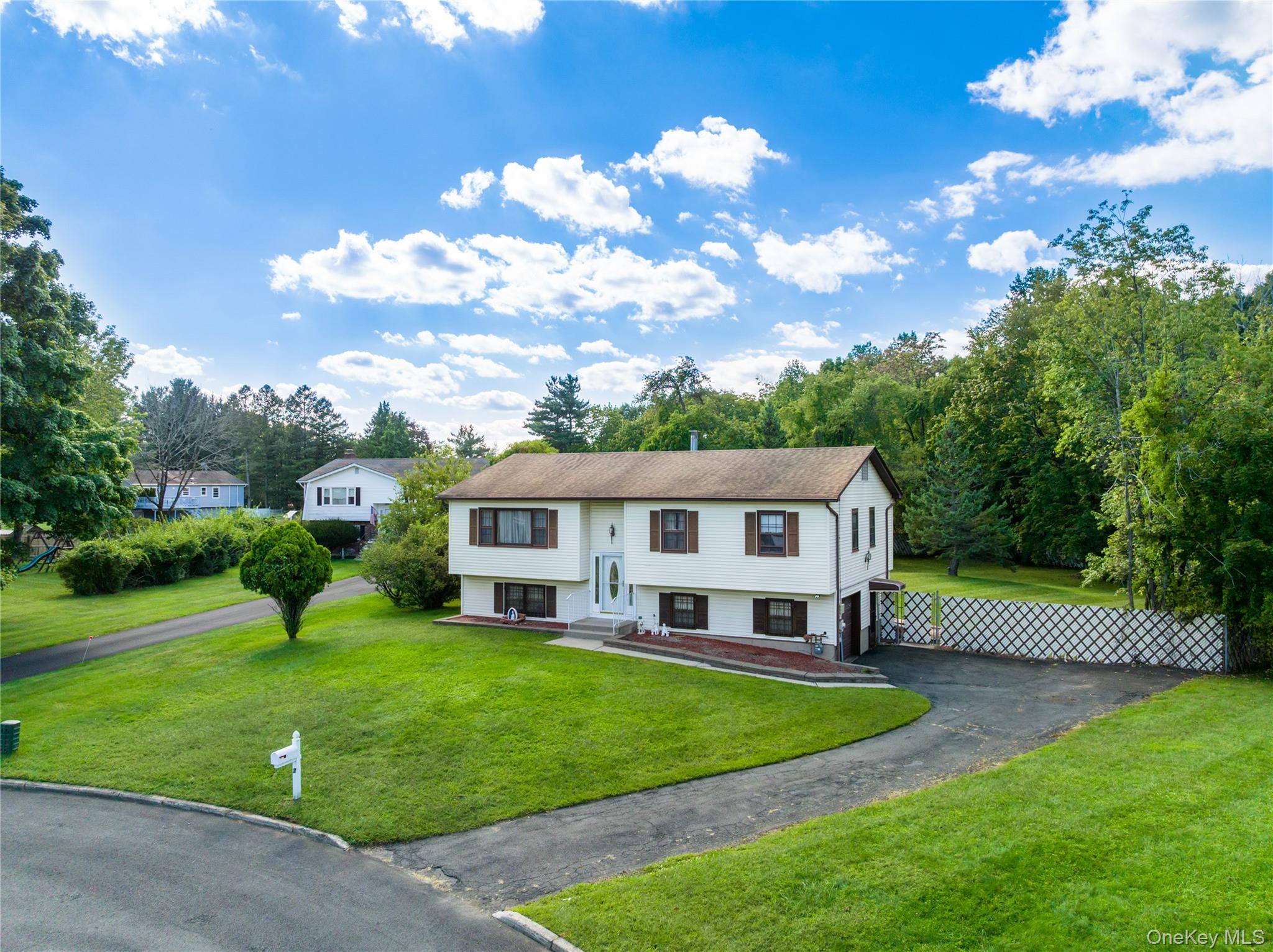 7 Roxbury Court, Spring Valley NY 10977