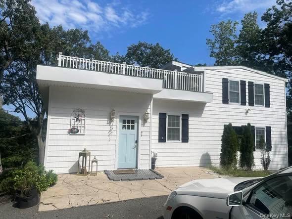 94 Dawn Road, Rocky Point NY 11778