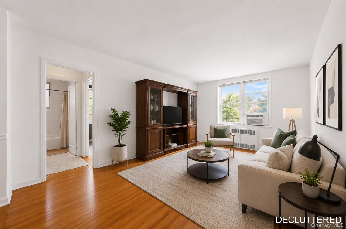 5645 Netherland Ave Unit Apt 5E, Bronx NY 10471