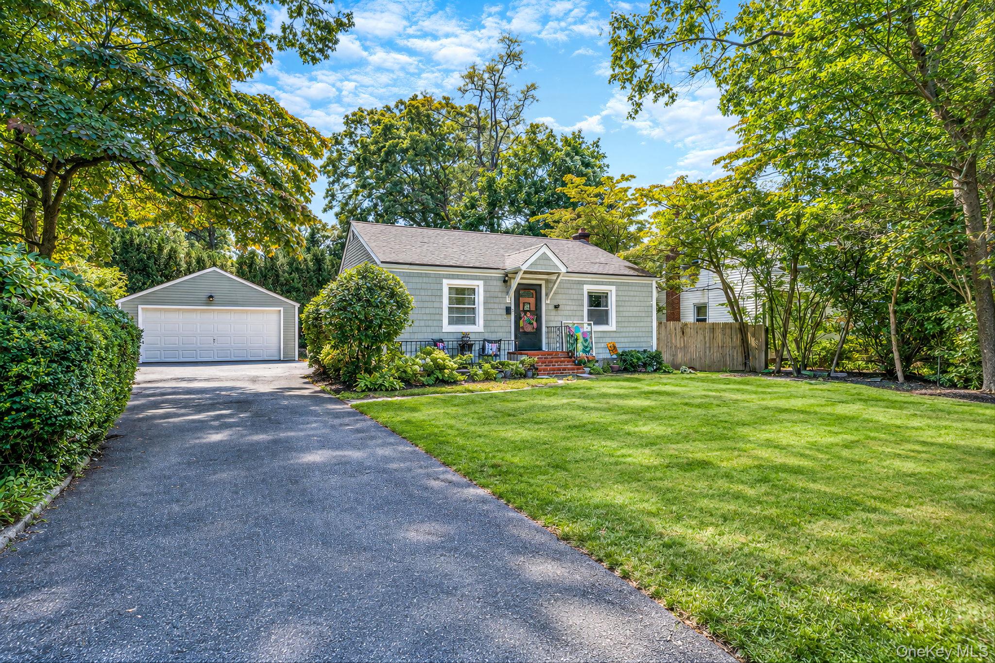 78 E 17th Street, Huntington Station NY 11746