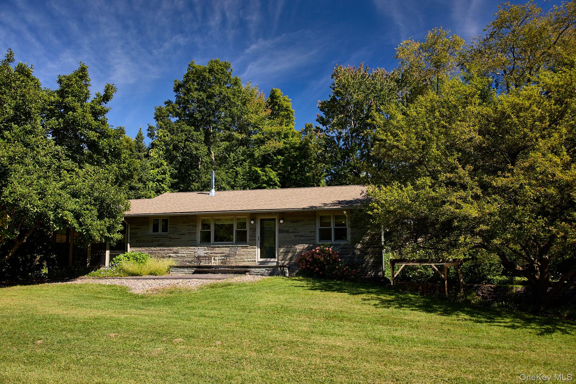 17 Amato Lane, Highland NY 12528