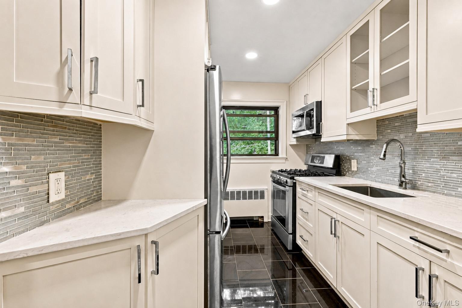 73-02 Springfield Boulevard Unit 2nd Fl, Bayside NY 11364