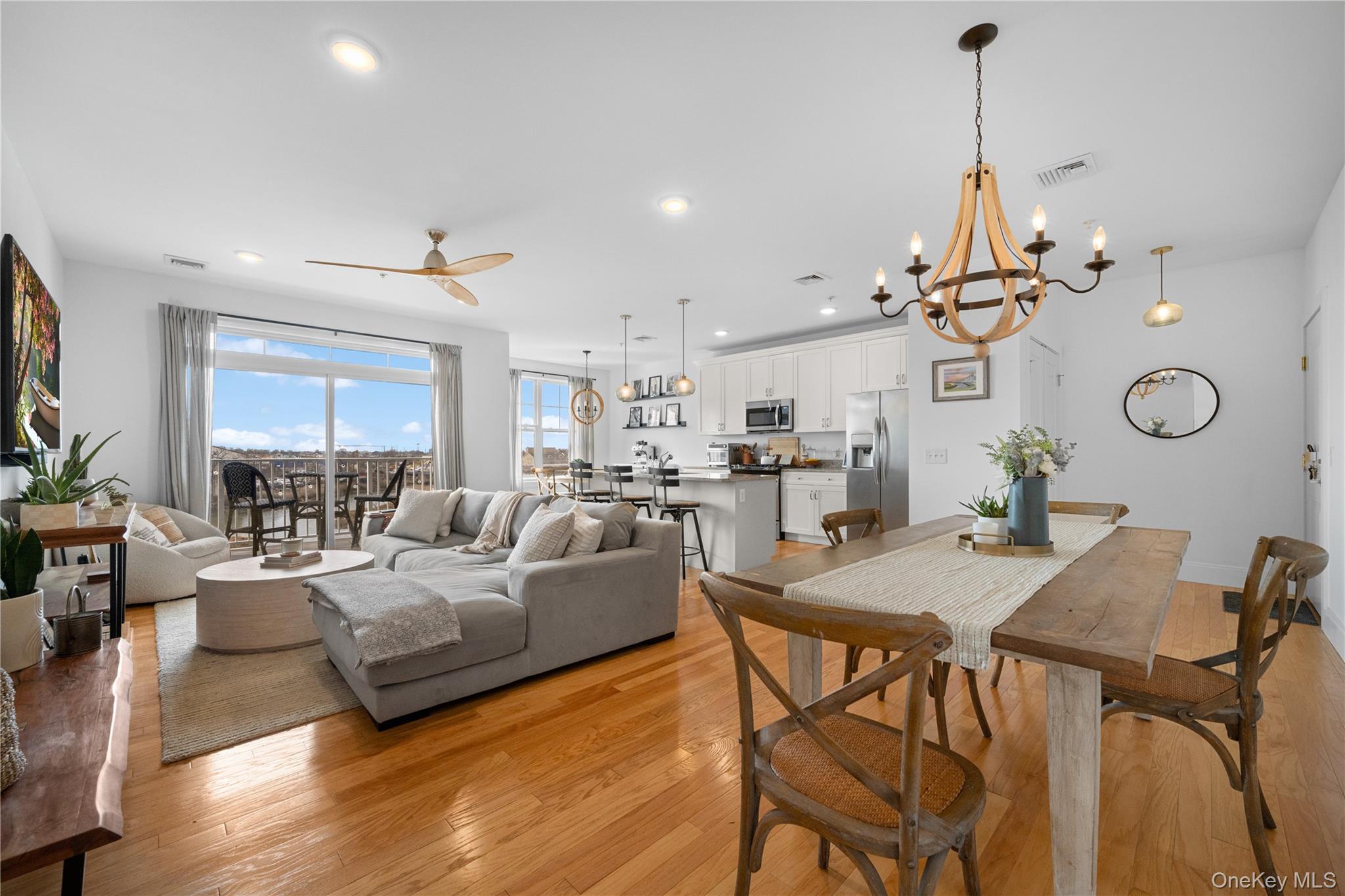 228 Marina Pointe Drive, East Rockaway NY 11518