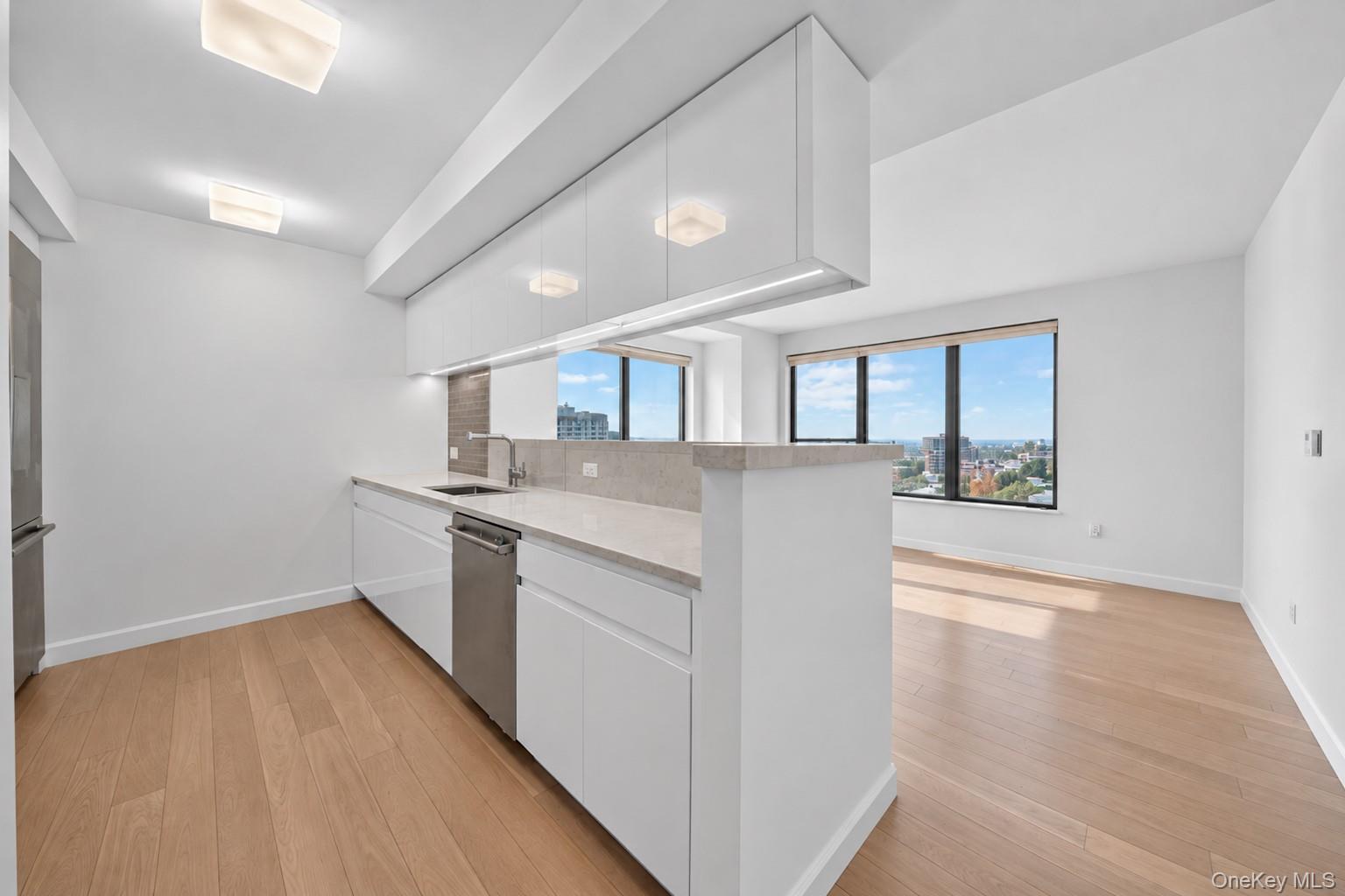 13835 39th Avenue Unit 10H, Flushing NY 11354