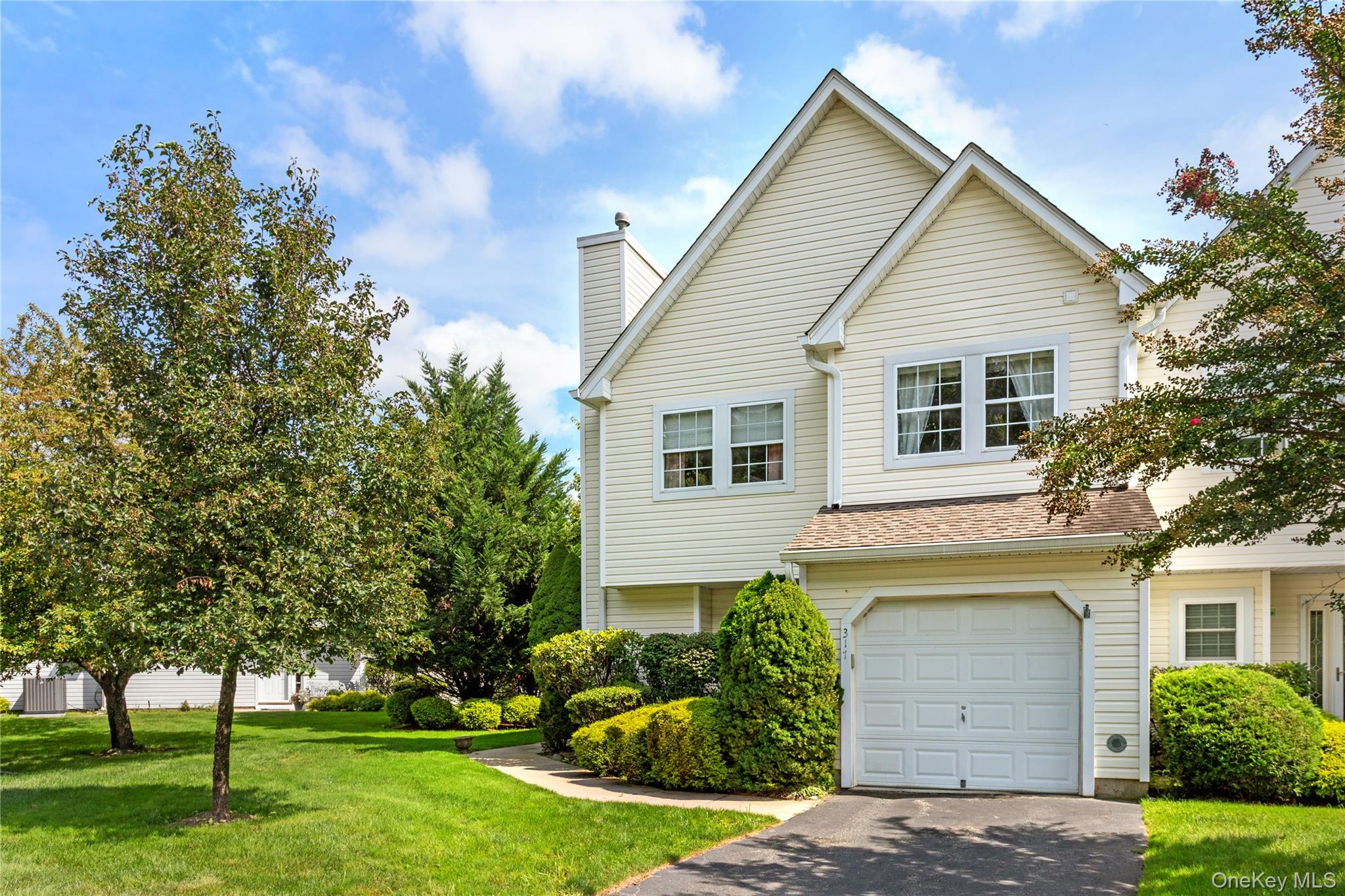 317 Erik Drive, East Setauket NY 11733