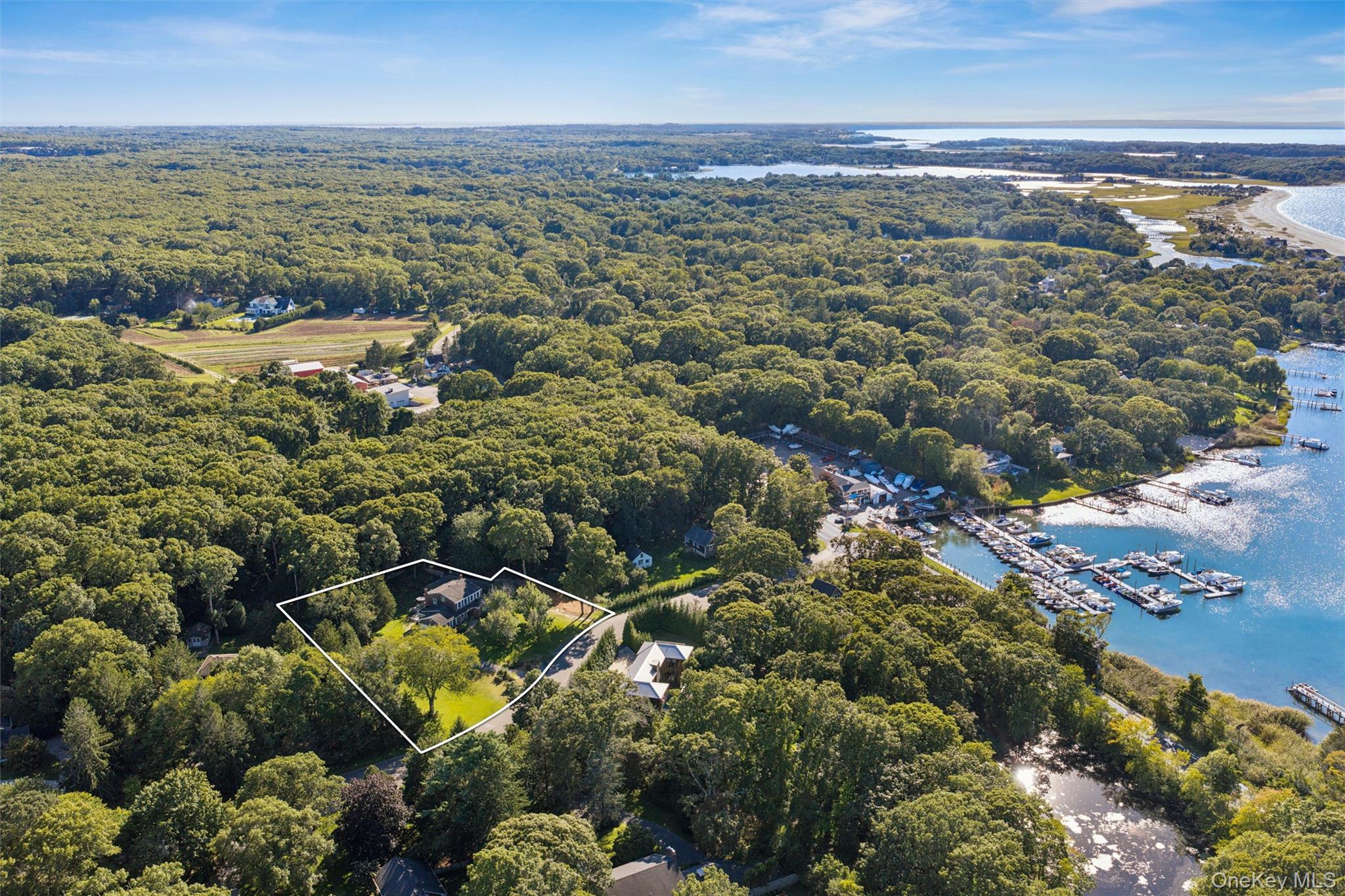 6 Turtle Pond Road, Southampton NY 11968