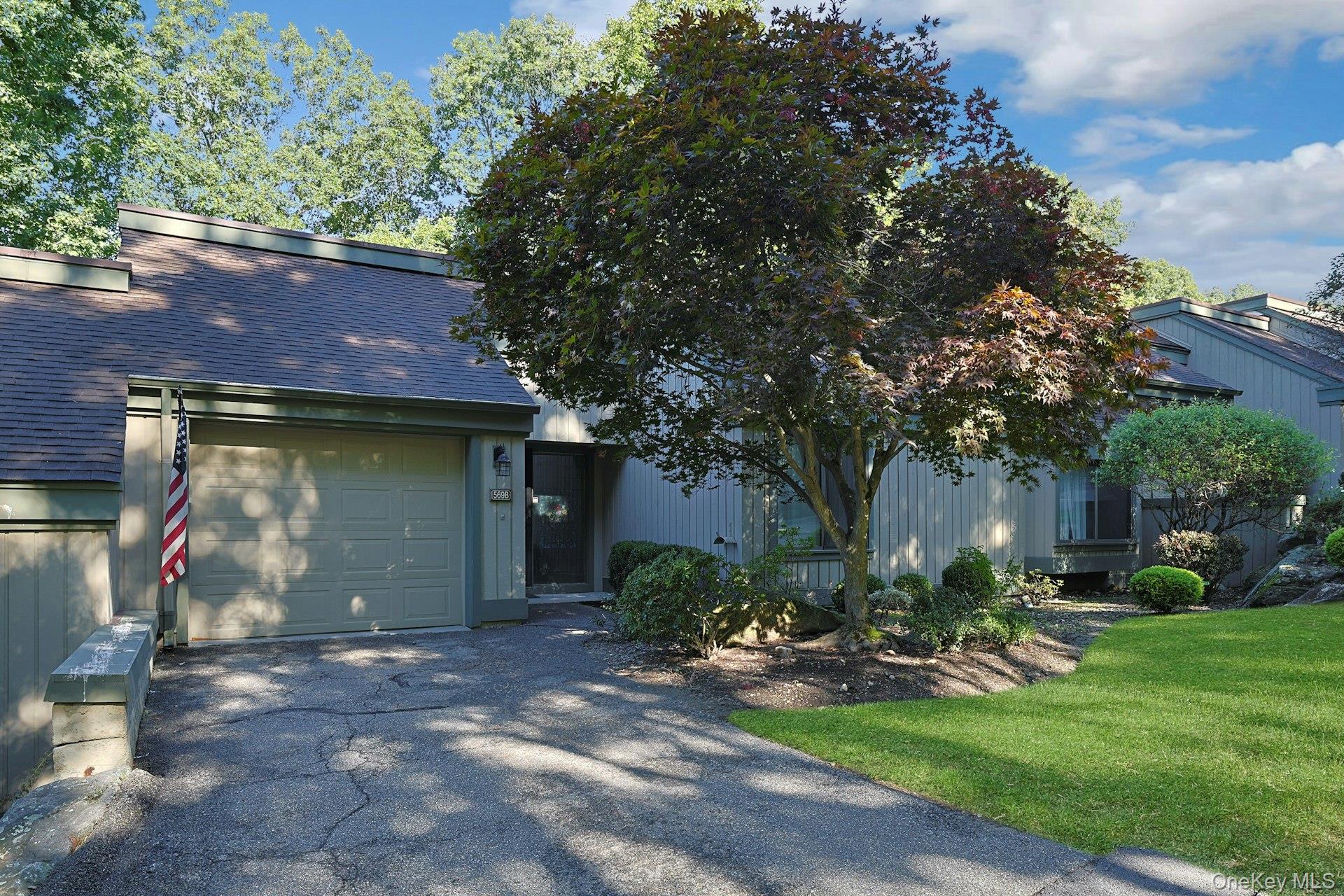 569 Heritage Hills Dr Unit B, Somers NY 10589