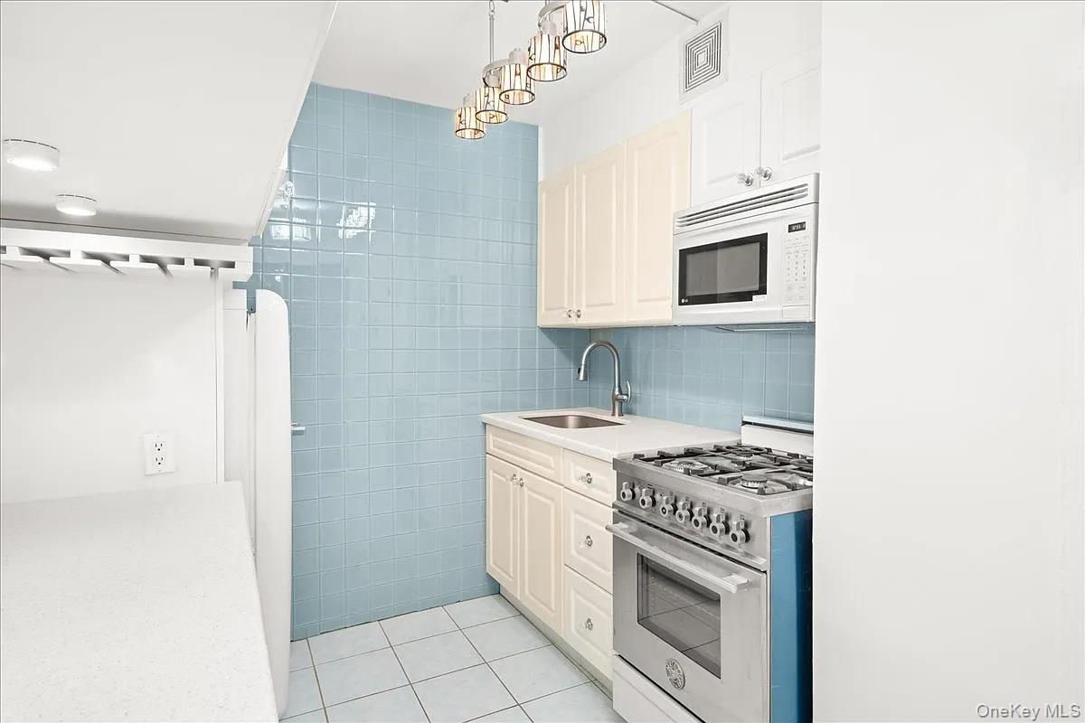 131 W 85th Street Unit FE1, Manhattan NY 10024