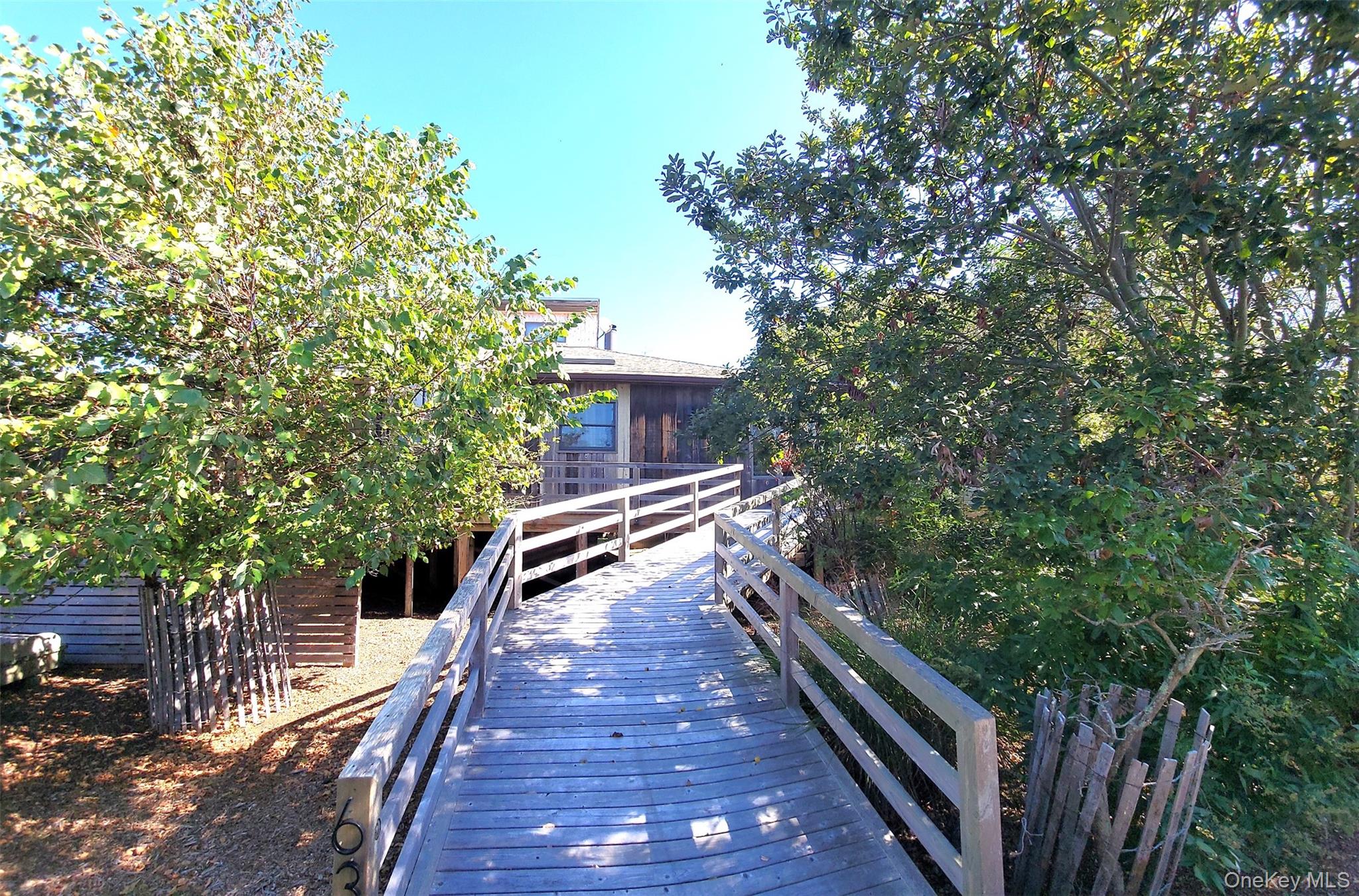 63 Holly Walk, Bay Shore NY 11706