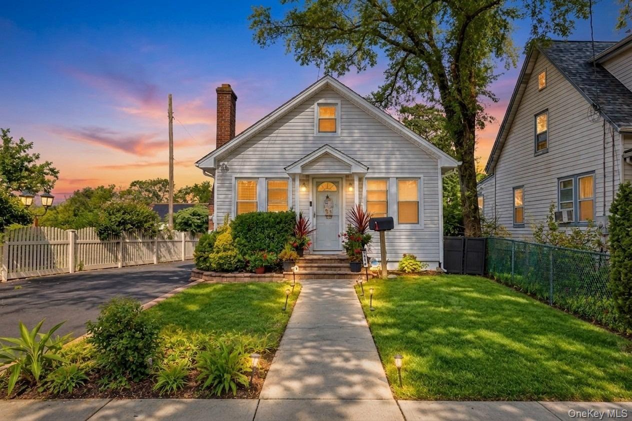 2930 Stevens Street, Oceanside NY 11572