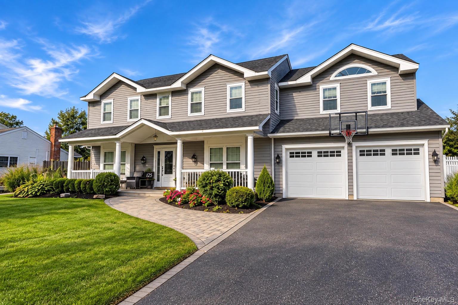 125 Pace Drive S, West Islip NY 11795