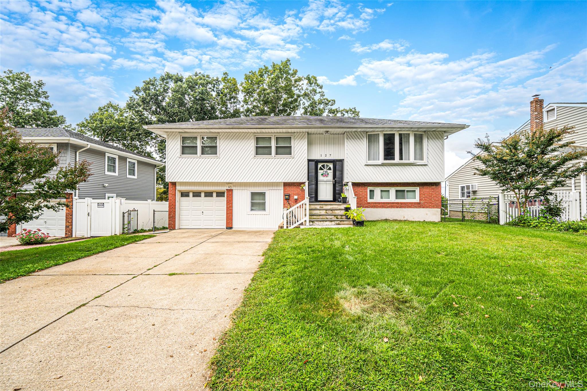 127 Iceland Drive, South Huntington NY 11746