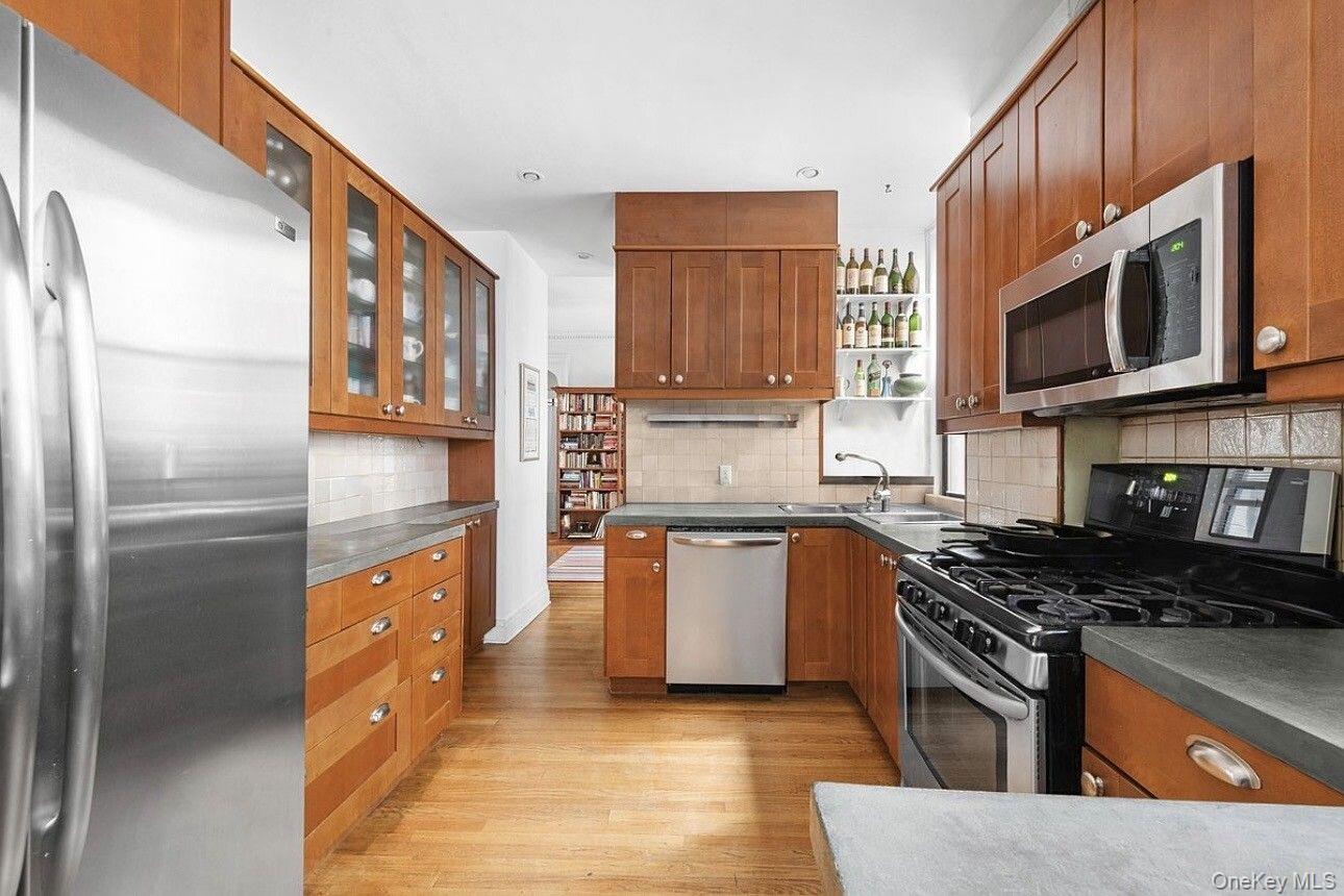 532 W 111TH Street Unit 54, Manhattan NY 10025