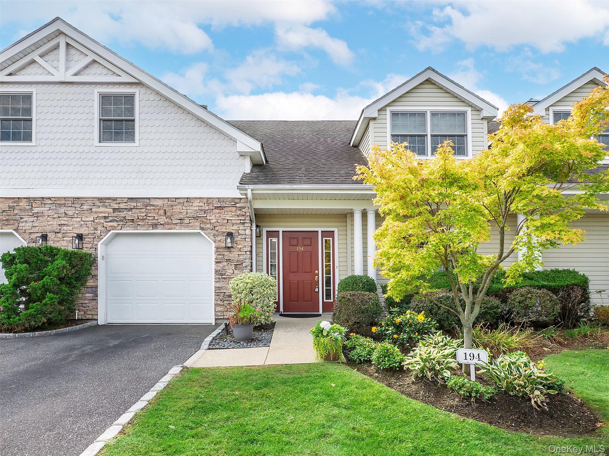 194 Pond View Drive Unit 387, Port Washington NY 11050