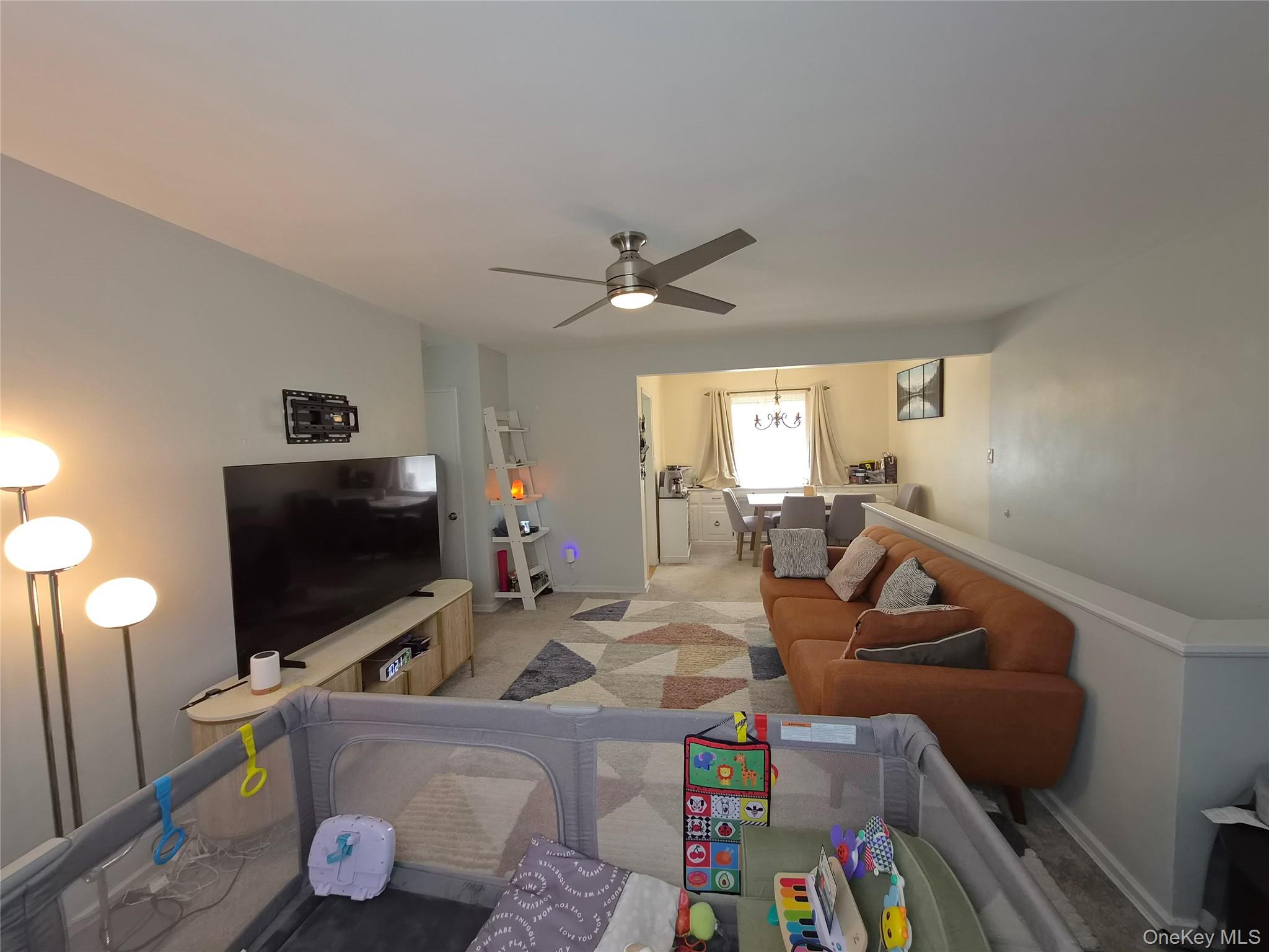 227-08 Hillside Avenue Unit Upper, Queens Village NY 11427