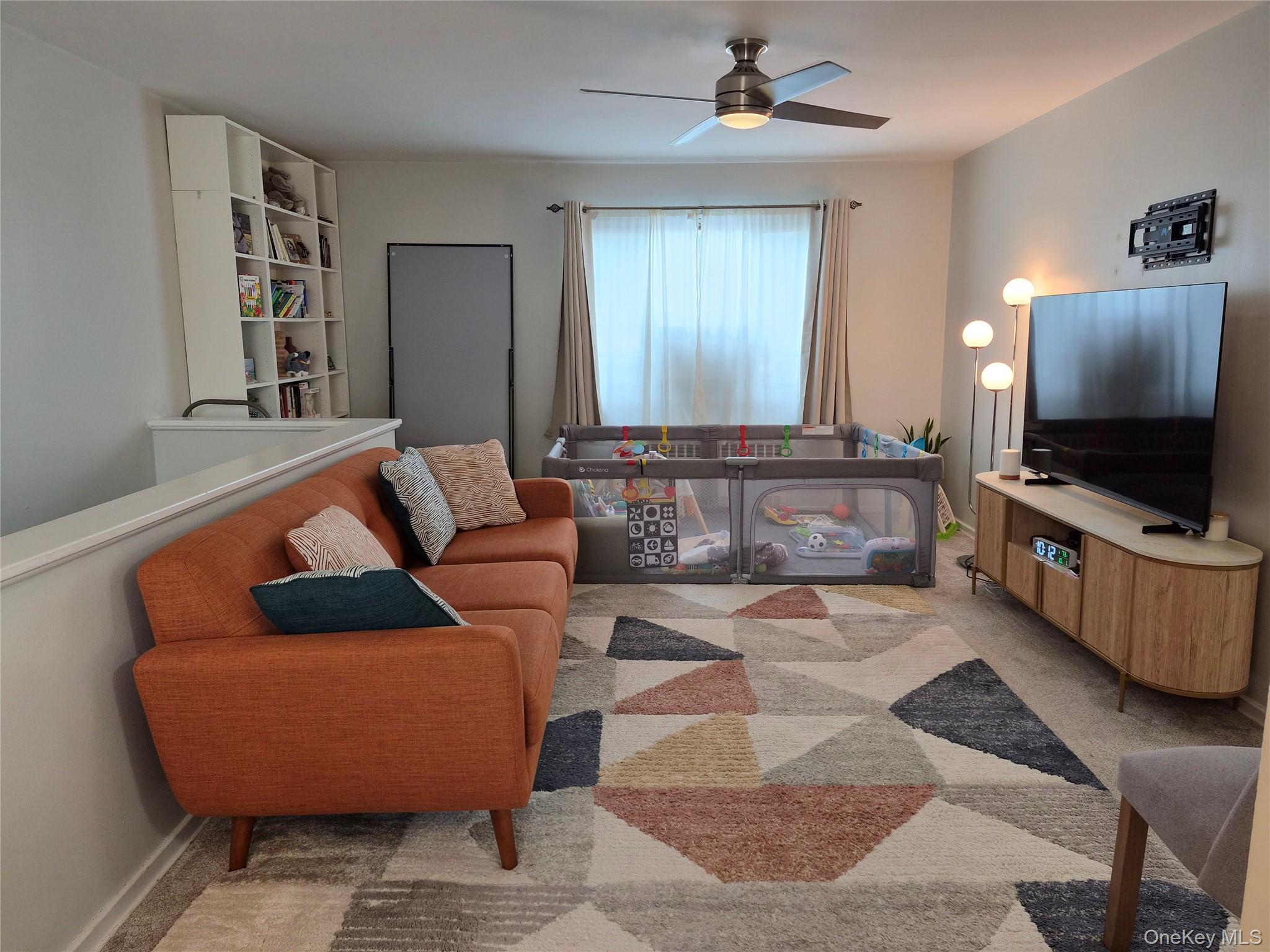 227-08 Hillside Avenue Unit Upper, Queens Village NY 11427