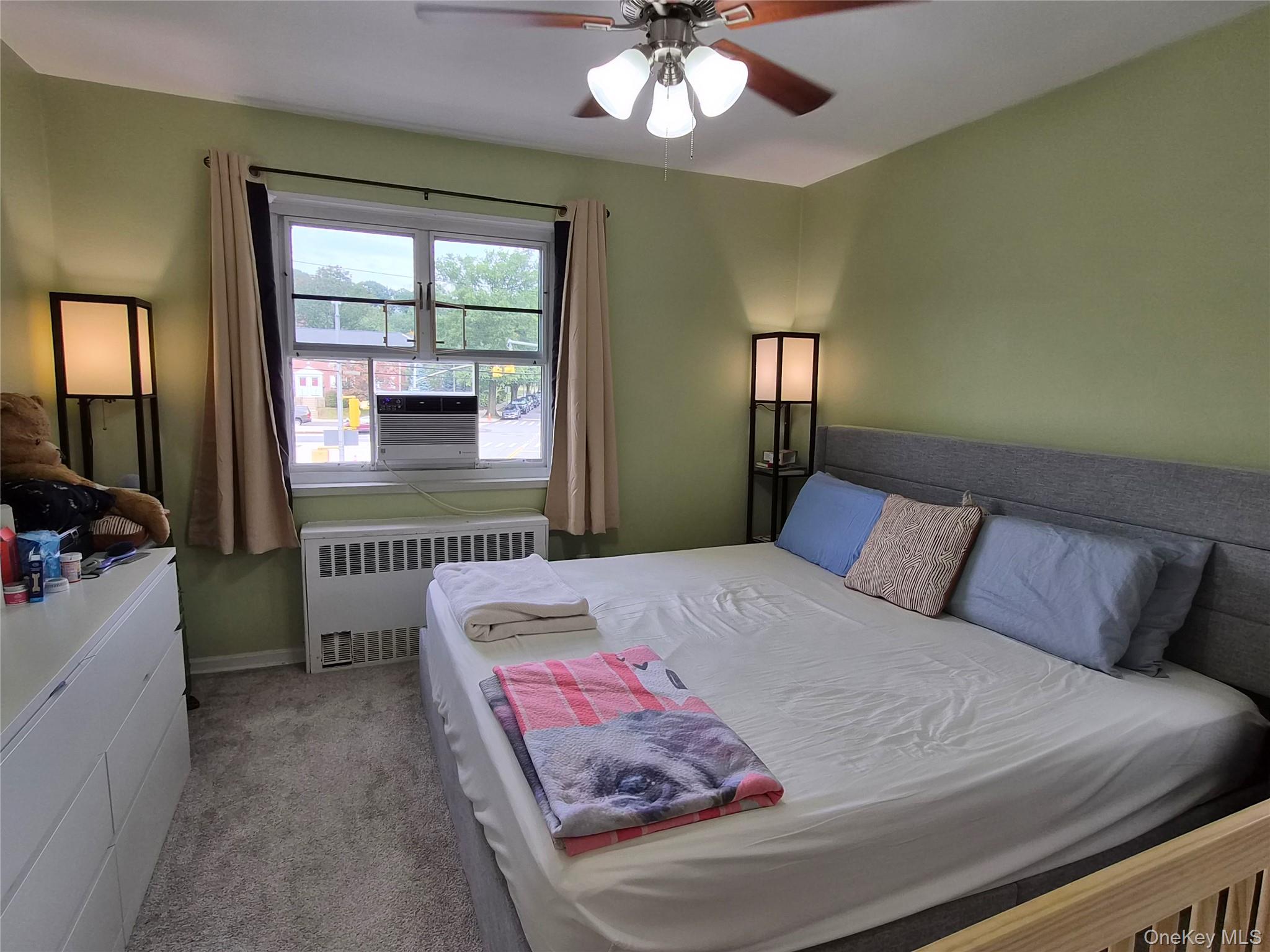 227-08 Hillside Avenue Unit Upper, Queens Village NY 11427