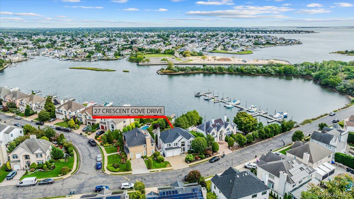 27 Crescent Cove Drive, Seaford NY 11783