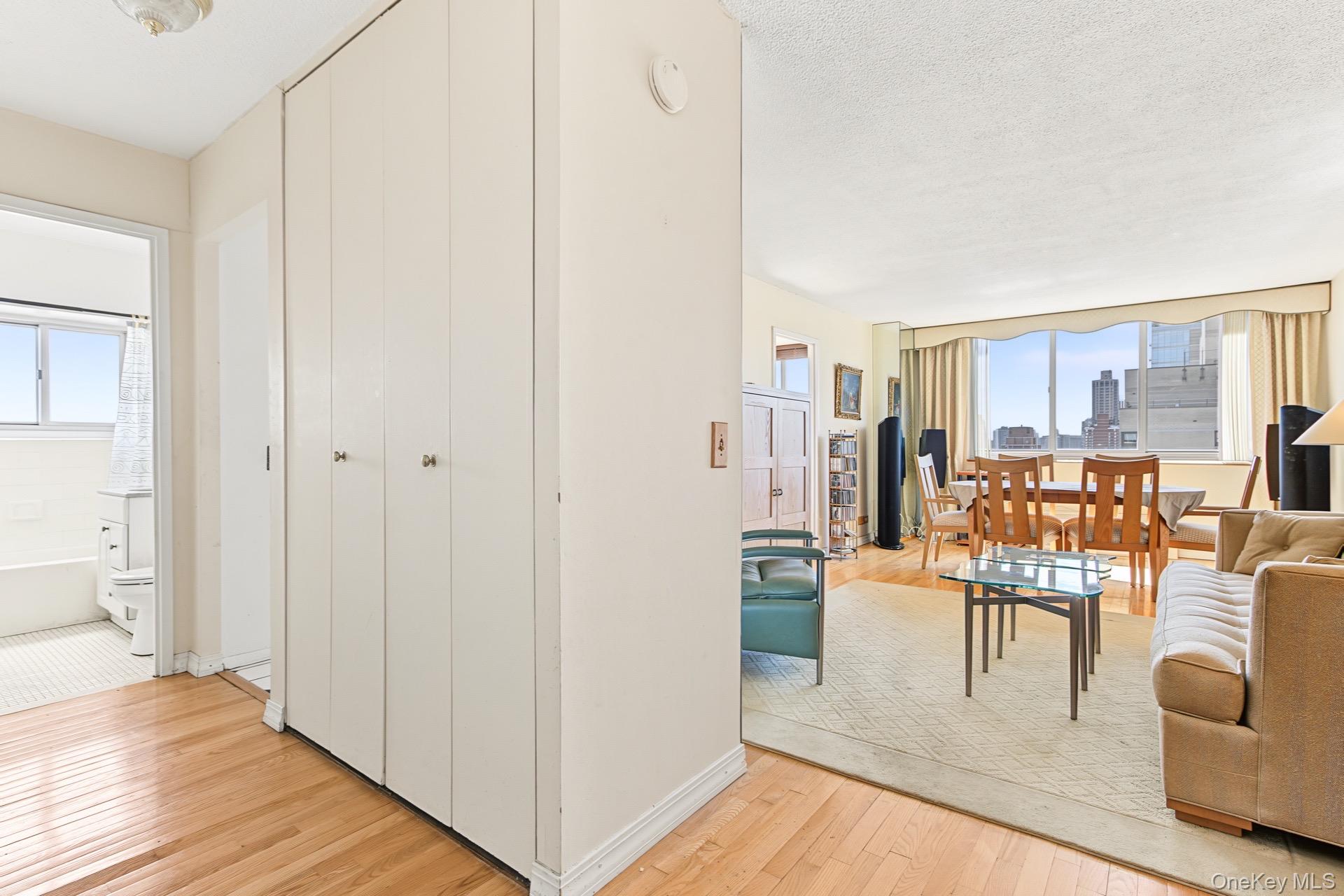 345 E 93rd Street Unit 30C, Manhattan NY 10128