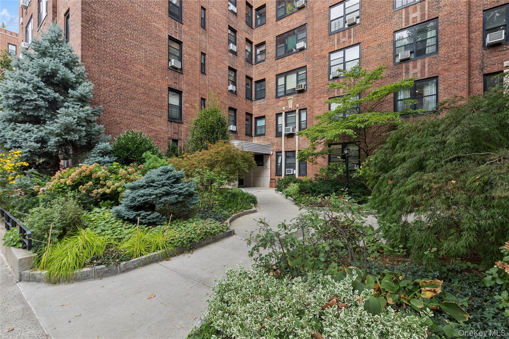 57 Park Terrace E Unit B37, Manhattan NY 10034