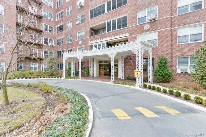 67-38 108th Street Unit B52, Forest Hills NY 11375