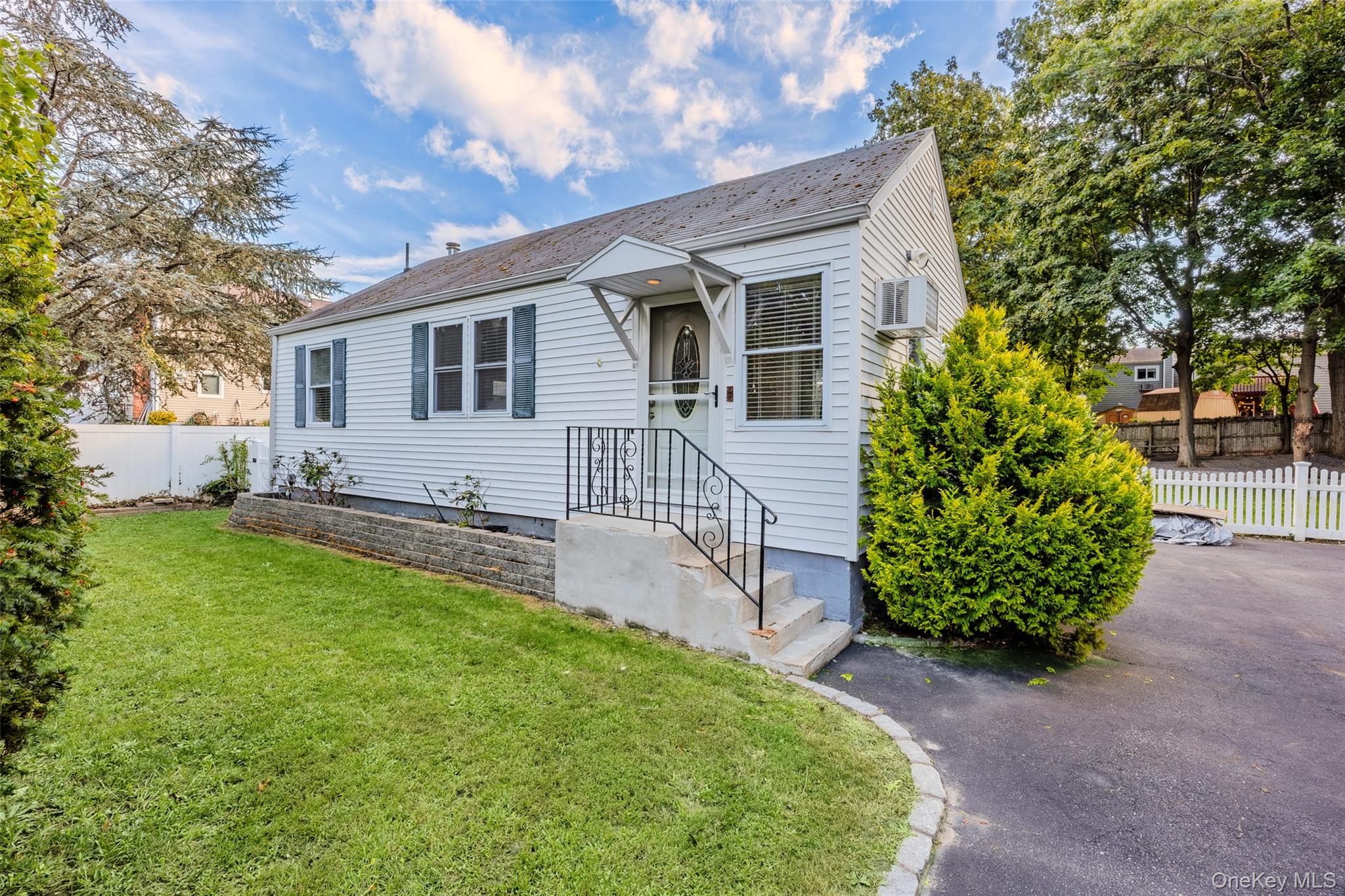 294 Deer Road, Ronkonkoma NY 11779