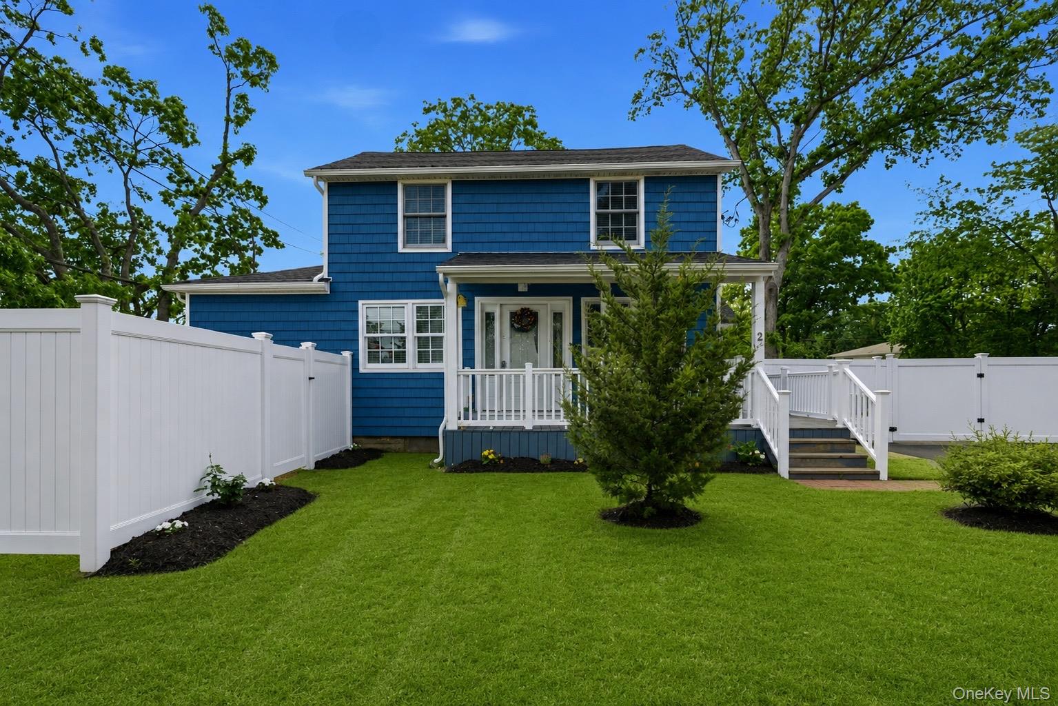 2 Taft Avenue, Islip NY 11751