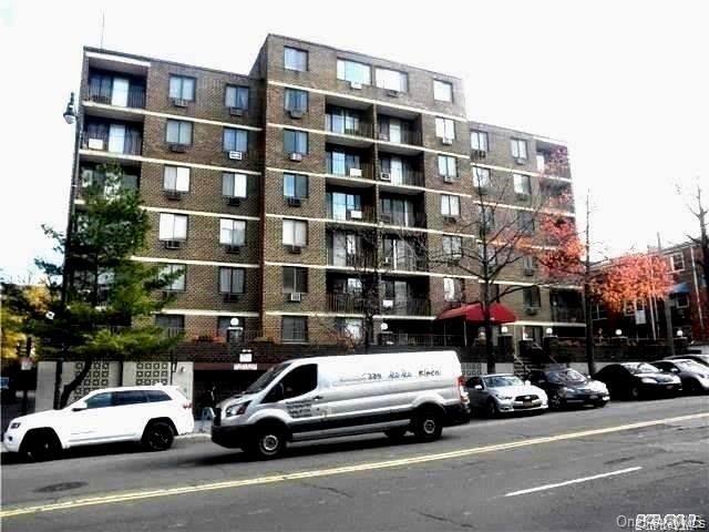 36-41 Union Street Unit 4G, Flushing NY 11354