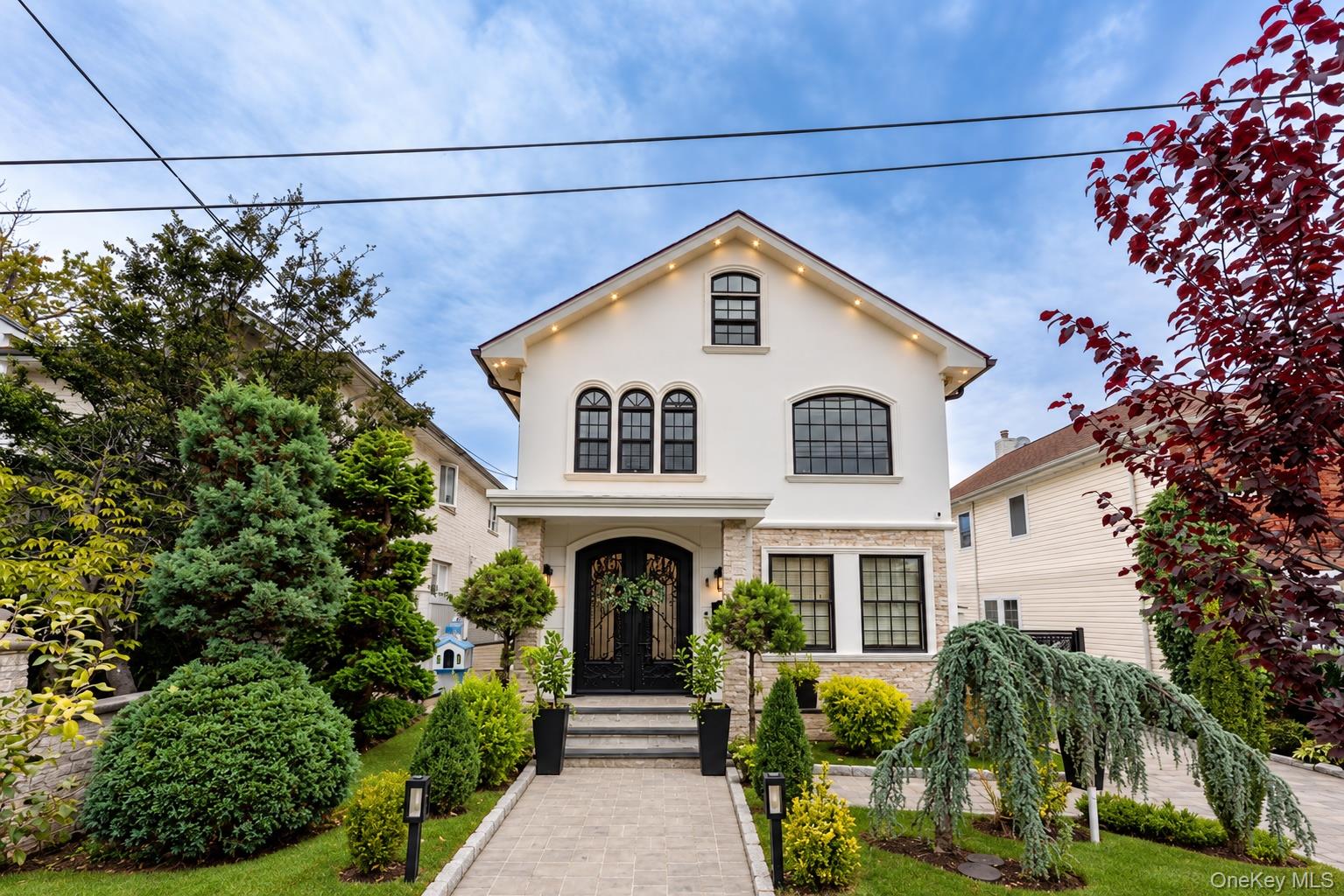 162-07 12th Road, Beechhurst NY 11357