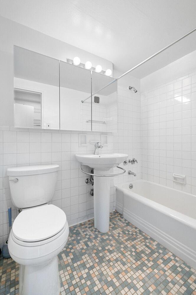 315 E 65TH Street Unit APT8K, Manhattan NY 10065