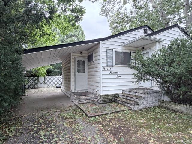 1209 Udall Road, Bay Shore NY 11706