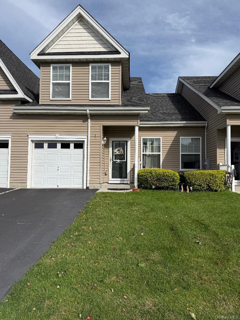 38 Augusta Drive, Medford NY 11763