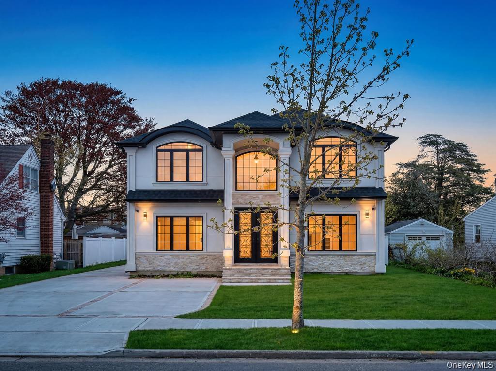 71 cedar Street, Hicksville NY 11801