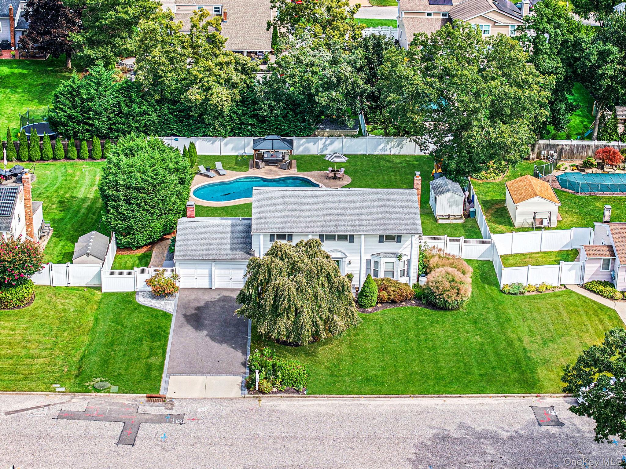 19 Pritchard Crescent, Port Jefferson Station NY 11776