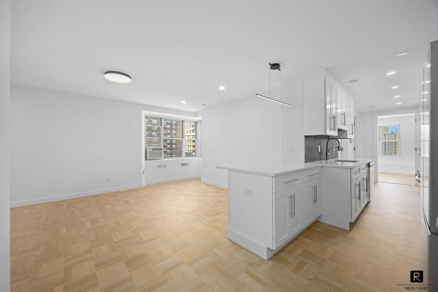 477 FDR Drive Unit M-1602, Manhattan NY 10002