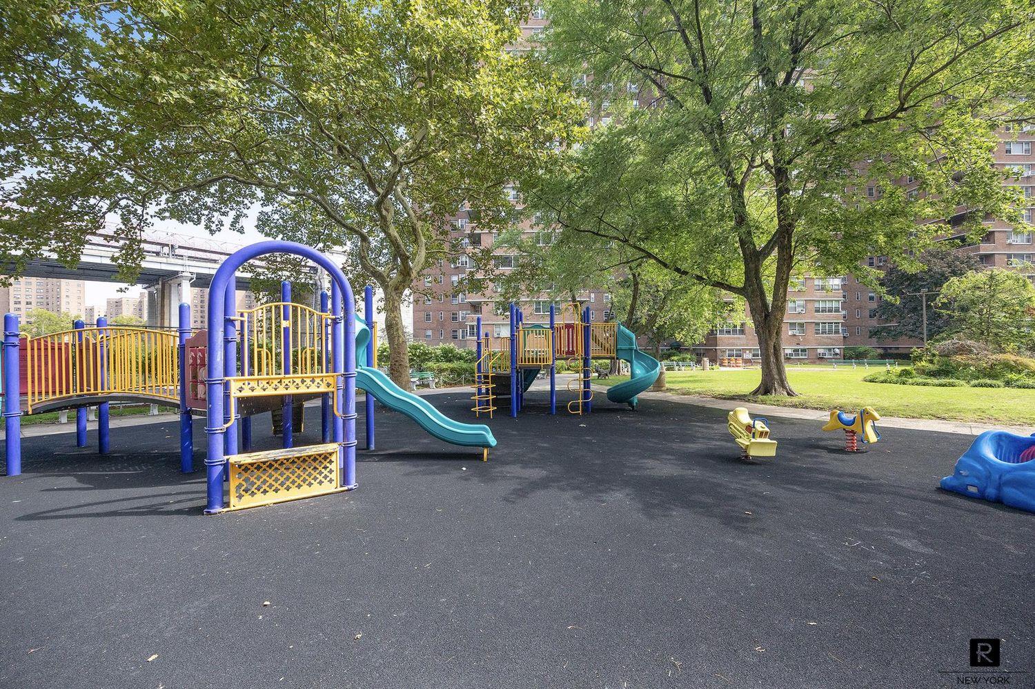 477 FDR Drive Unit M-1602, Manhattan NY 10002