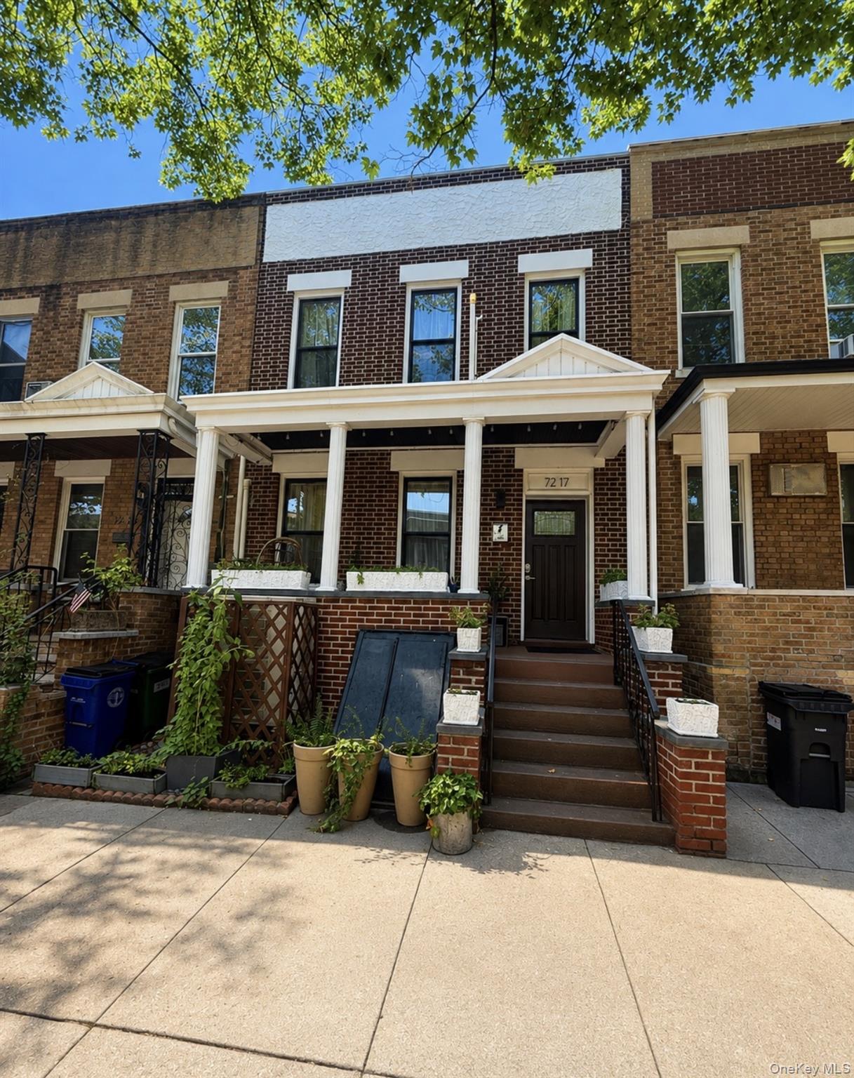 7217 67th Place, Glendale NY 11385