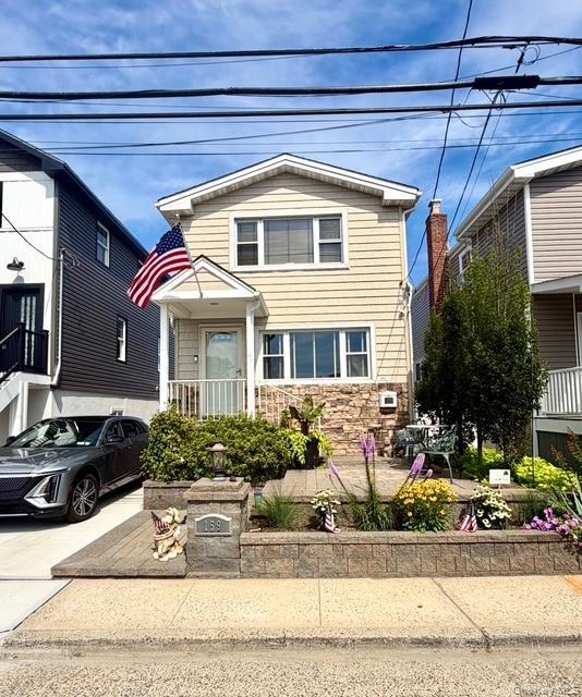 159 Sportsmans Avenue, Freeport NY 11520