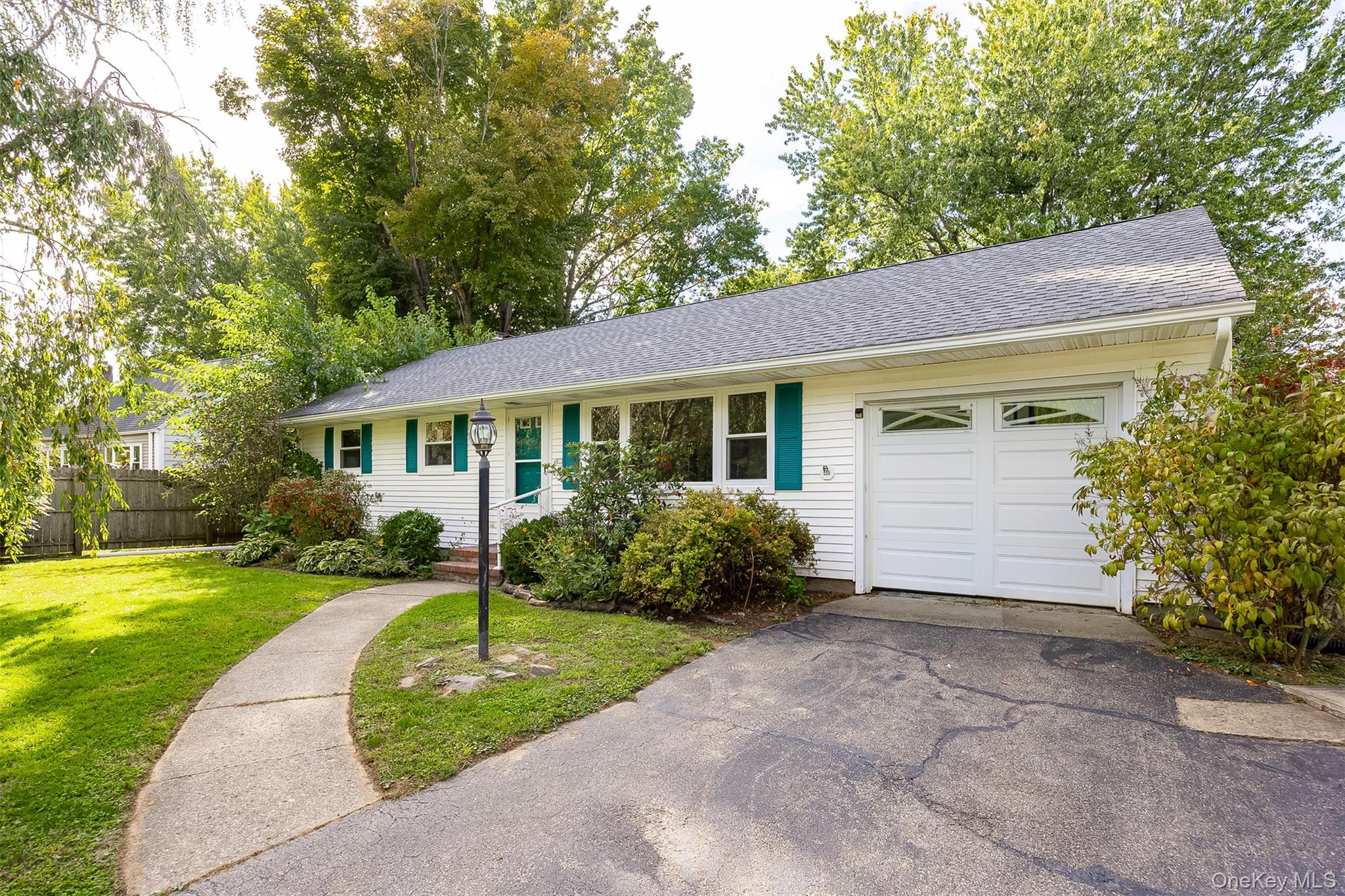 19 Adams, Red Hook NY 12571