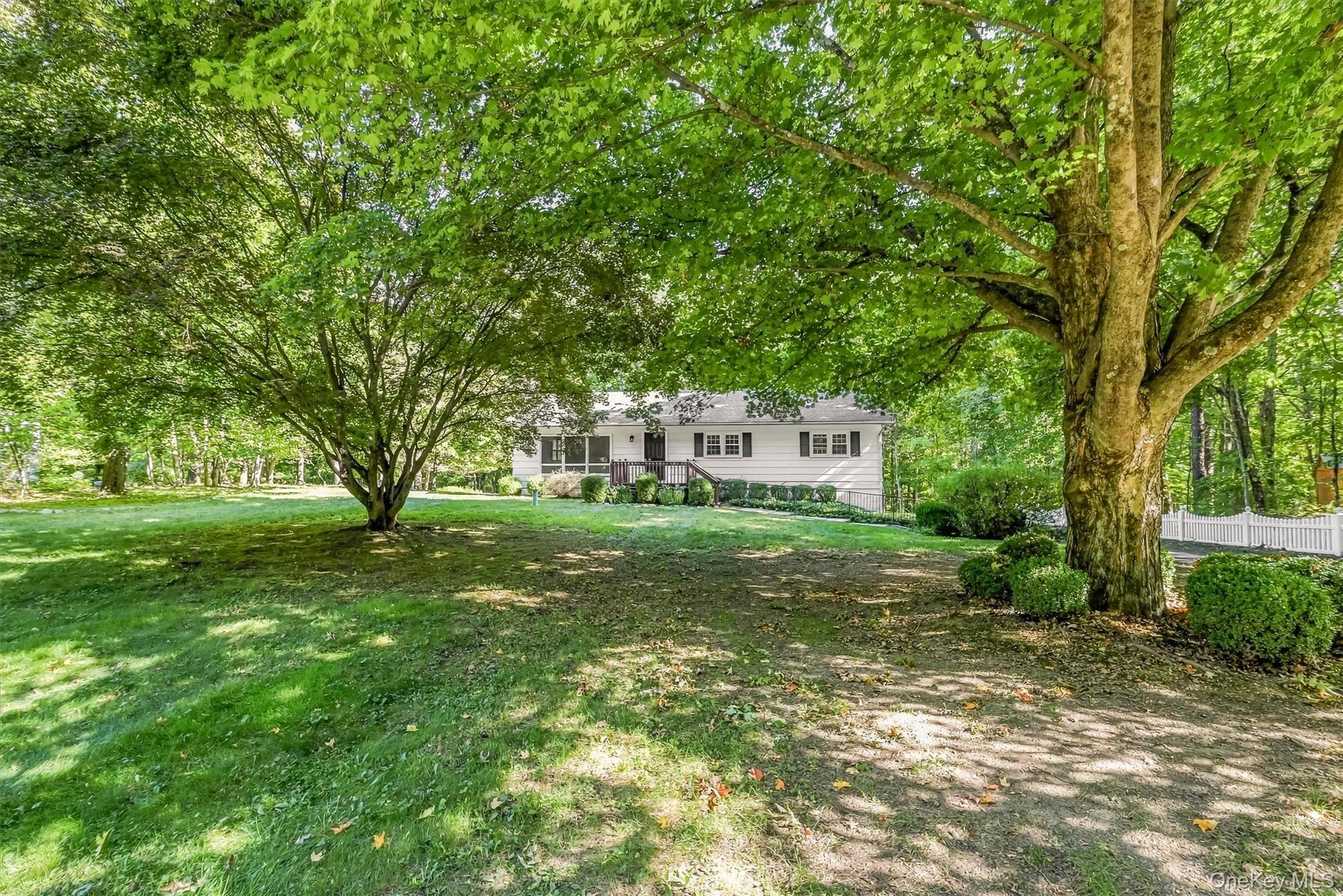 7 Durmo Road, New Paltz NY 12561