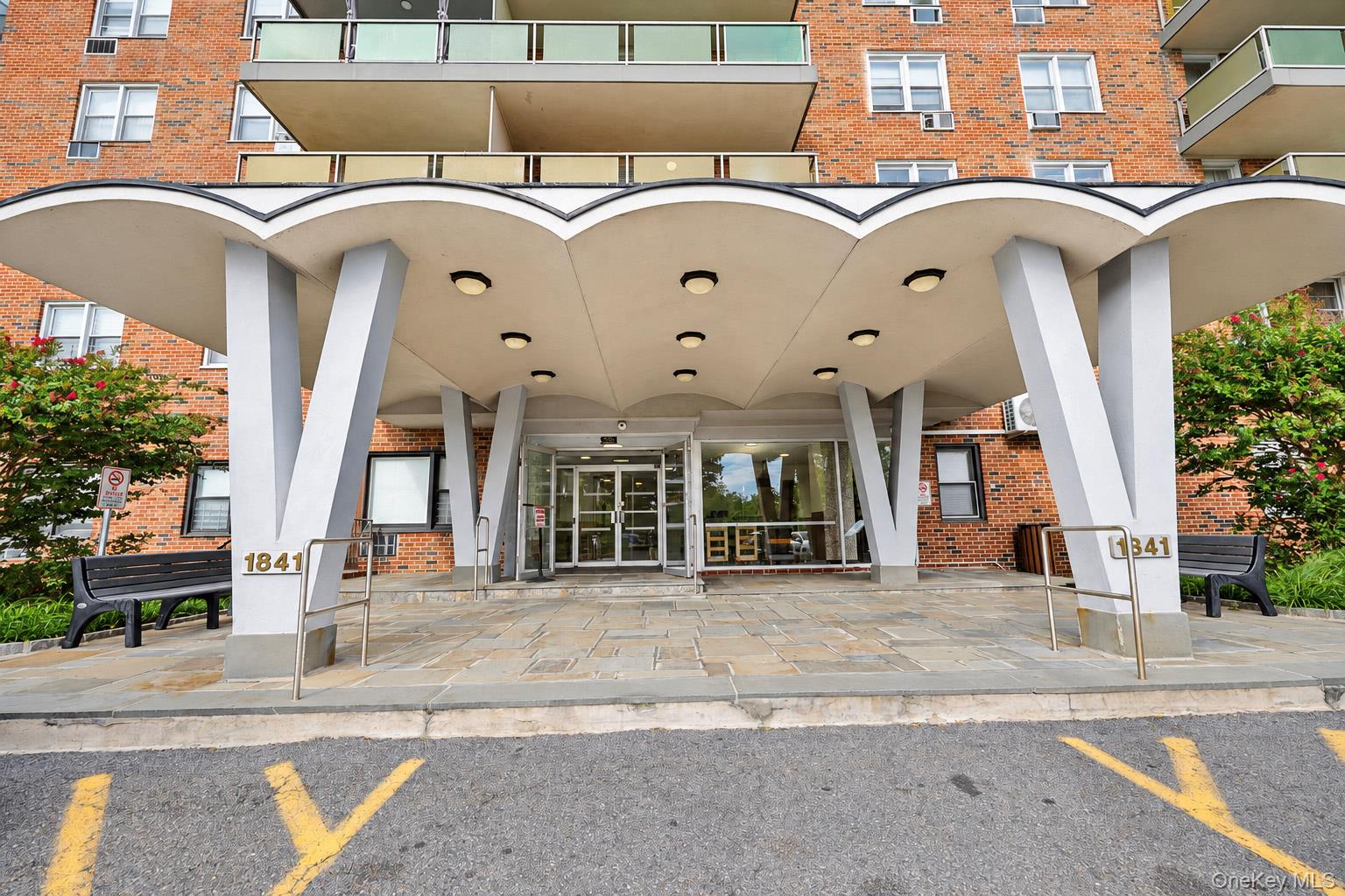 1841 Central Park Avenue Unit 6N, Yonkers NY 10710