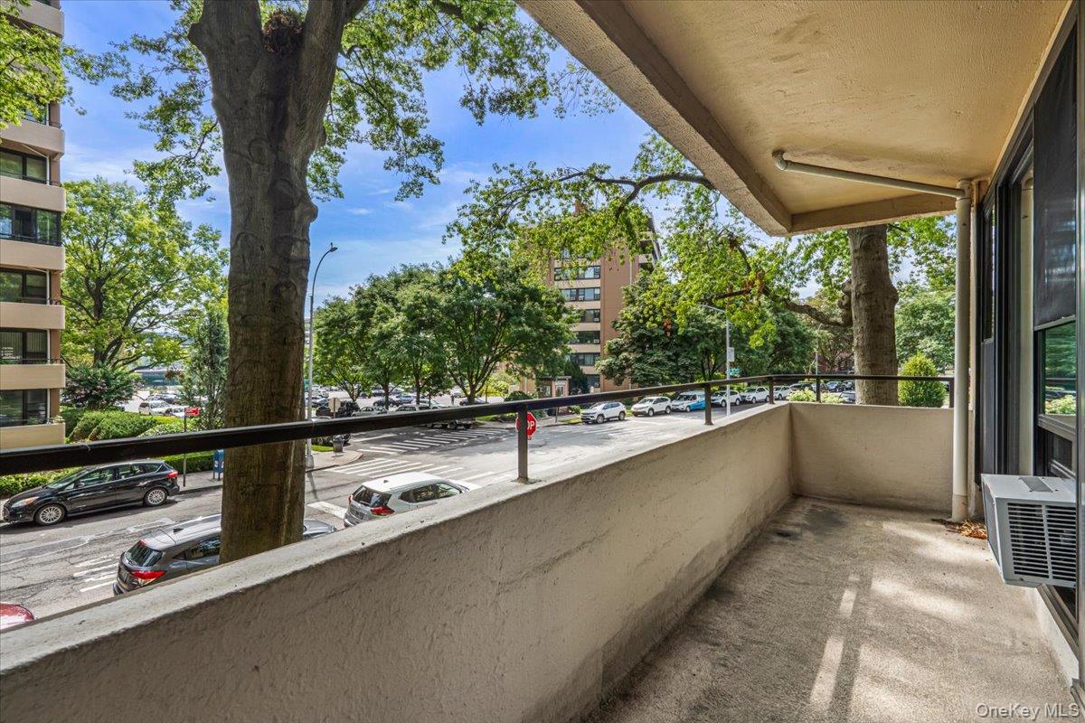 7-24 166th Street Unit 2D, Beechhurst NY 11357