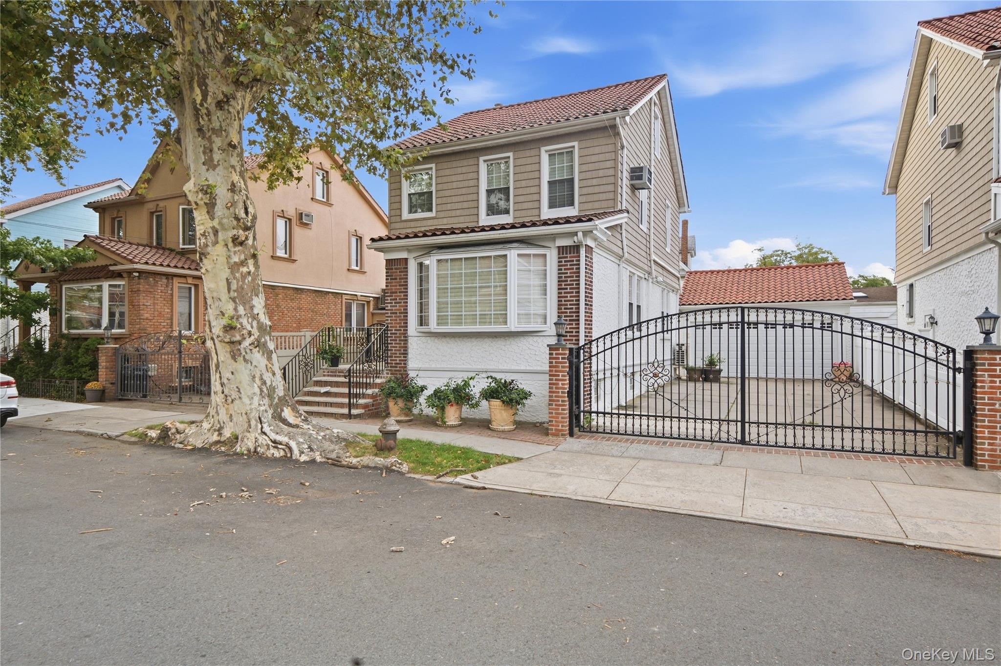 88-21 79th Avenue, Glendale NY 11385