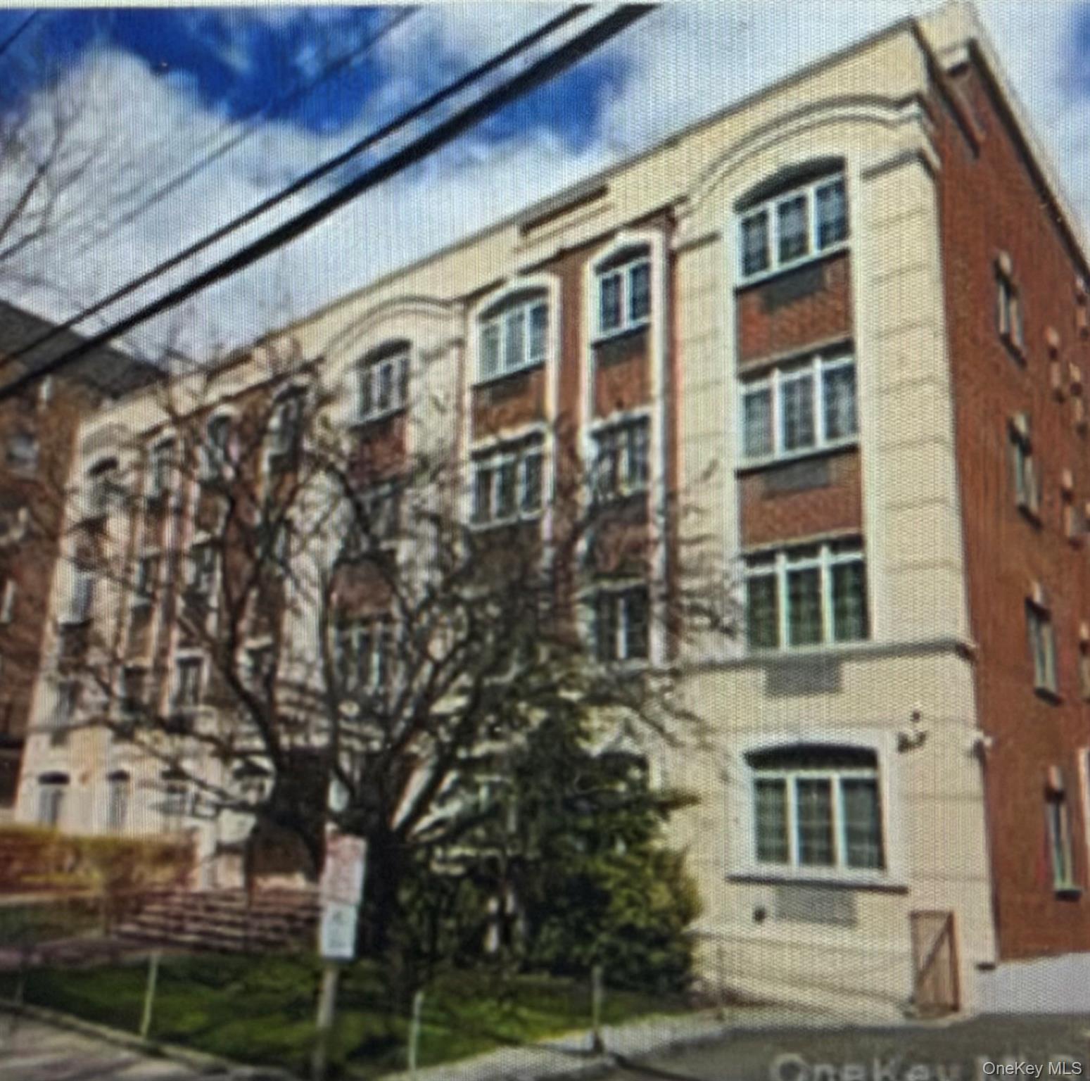 85-15 120th Unit 3A, Kew Gardens NY 11415