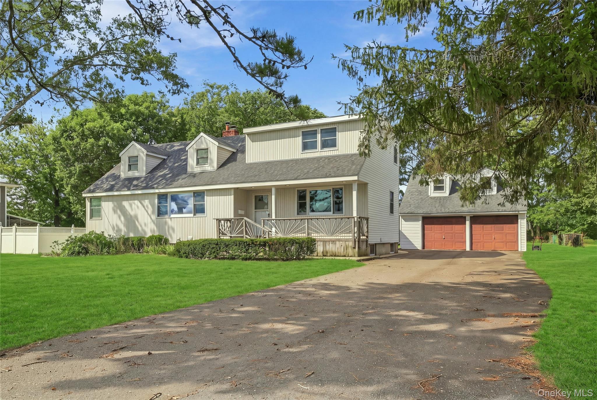 930 Tooker Avenue, West Babylon NY 11704